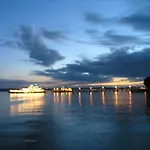 Strandhaus 게스트하우스 하그나우